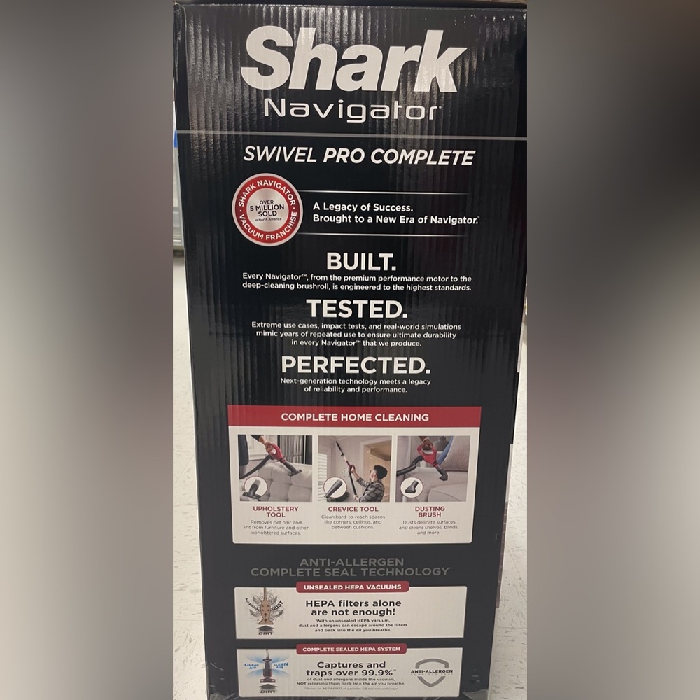 Shark navigator Swirl Pro Complete - Picture 2 of 4